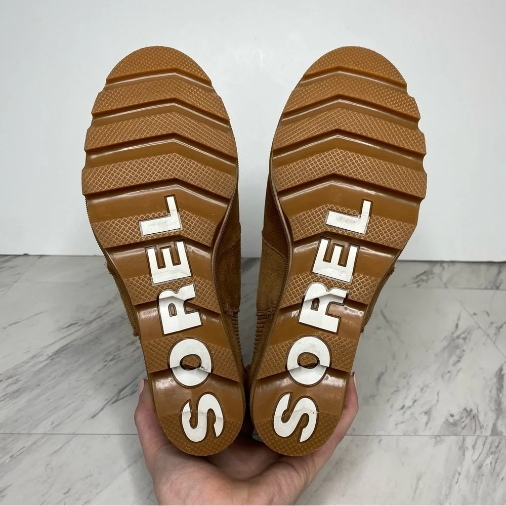 New! Sorel Joan Of Arctic Wedge Chelsea Light Brown Suede Bootie 10 1/2